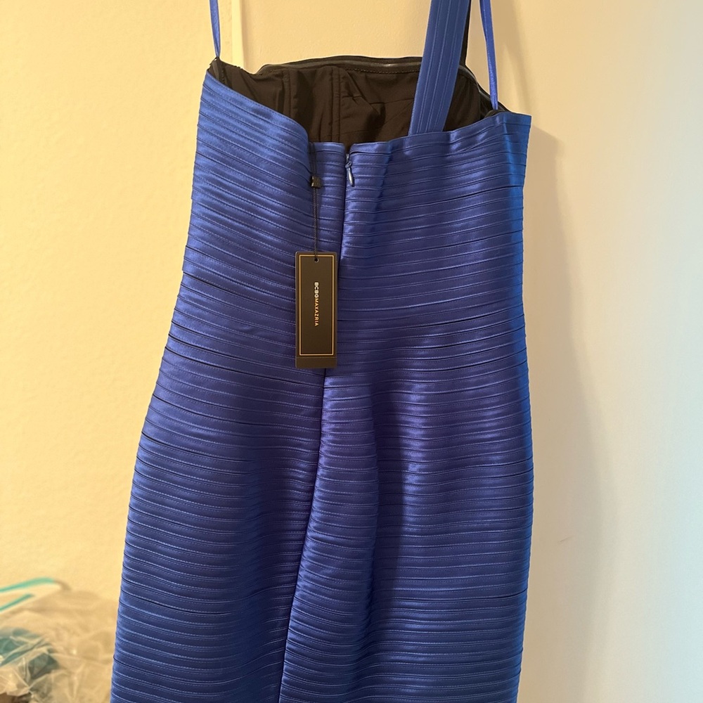 BCBG Max Azria cocktail dress brand new with tags. Size 8 - Picture 6 of 10